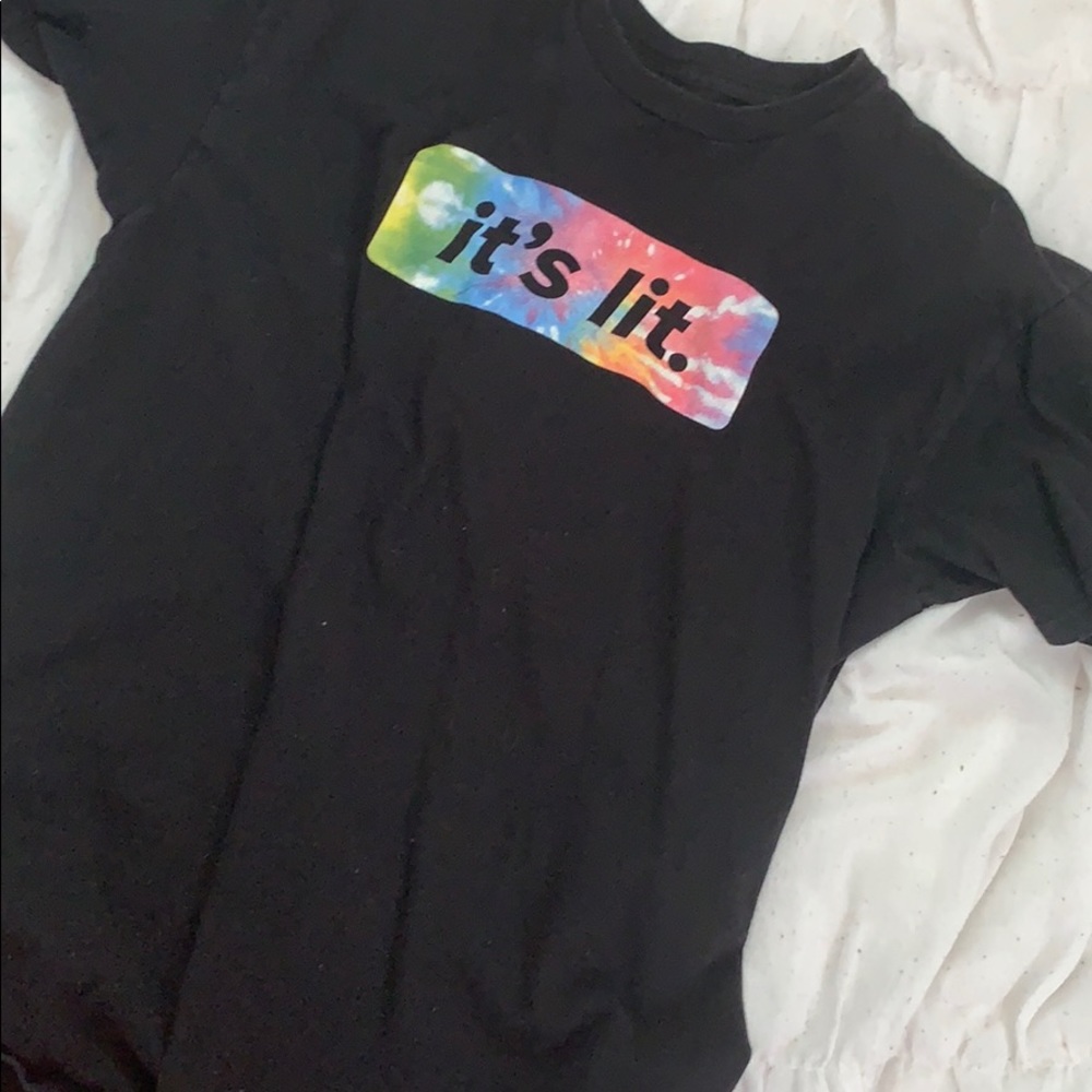 Artist Collective ‘it’s lit’ black t shirt